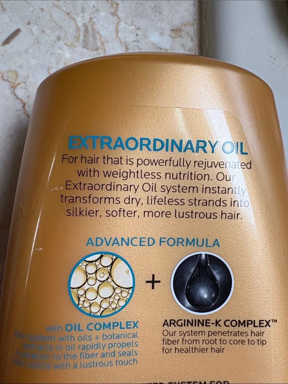 NWOT L’Oréal Extraordinary Oil Nourishing Hair Conditioner -
